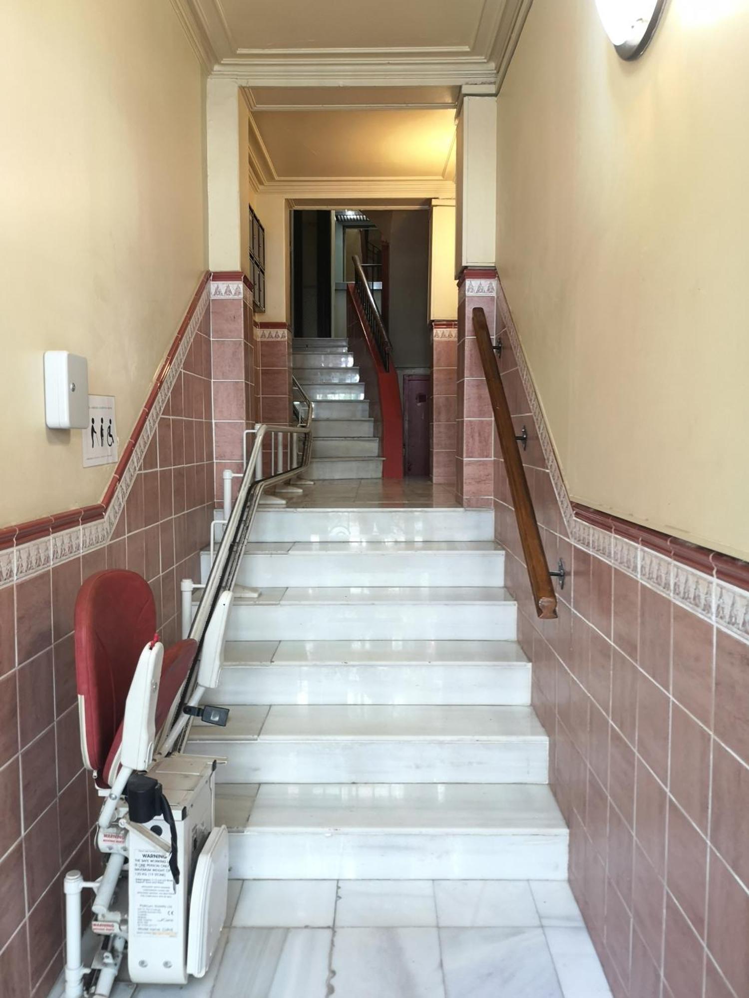 Aparteasy - Family Sant Antoni Apt. バルセロナ エクステリア 写真