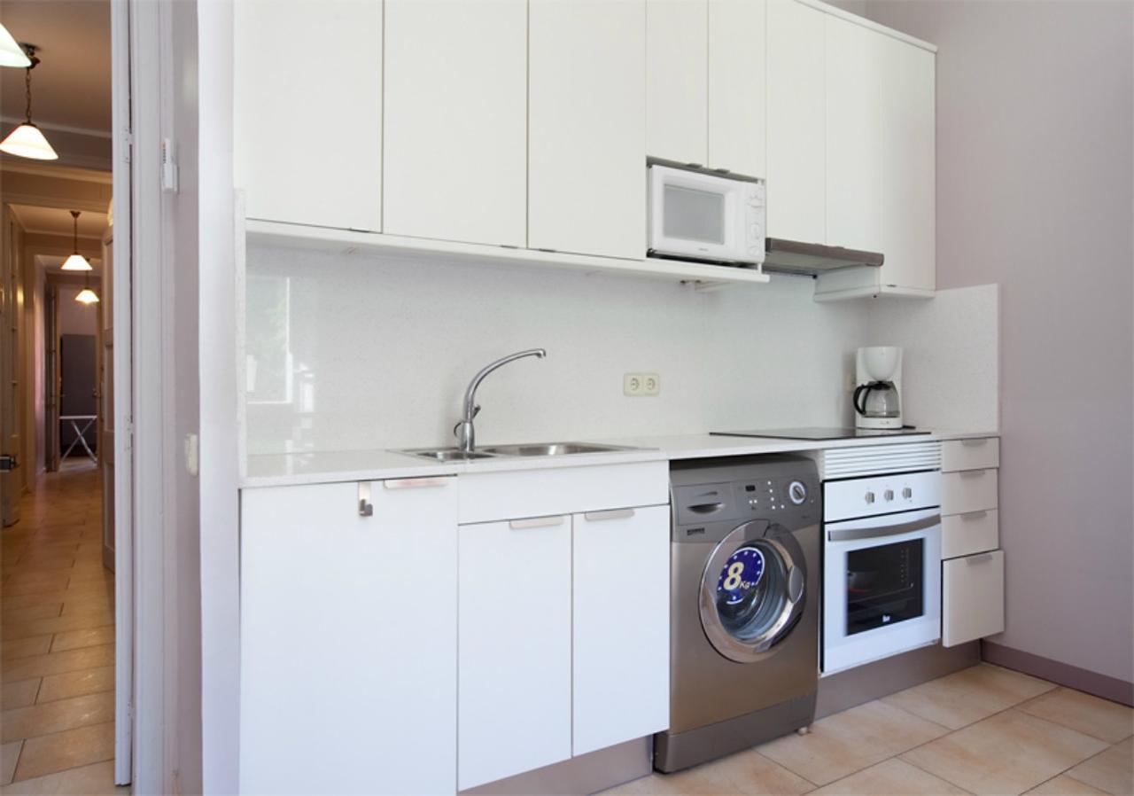 Aparteasy - Family Sant Antoni Apt. バルセロナ エクステリア 写真